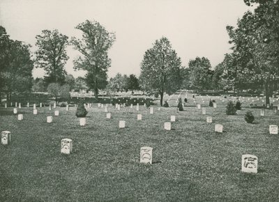Soldatengräber, Arlington Heights von American School