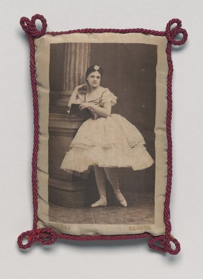 Balletttänzerin von Andre Adolphe Eugene Disderi