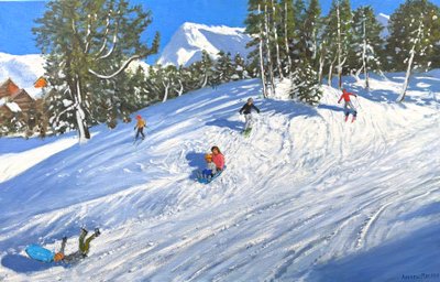 Schlittenfahren und Skifahren, Les Arcs, Frankreich, 2023 von Andrew Macara