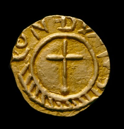 Crondall-Münze Nr. 59, angelsächsische Münze aus dem Crondall-Hort, Crondall, Hampshire (Gold) von Anglo Saxon