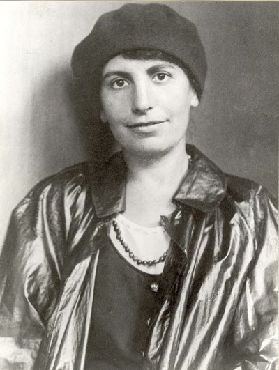 Anna Freud - anonym. Fotografie von Anonymous Anonymous