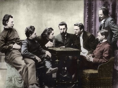 Mitglieder des Sreda-Literaturkreises, gebildet in der zweiten Hälfte der 1890er Jahre von russischen realistischen Schriftstellern - Porträts russischer Intellektueller der literarischen Gruppe Znanie: von links nach rechts, Andrei Skitalets (Stephan Gabr von Anonymous Anonymous