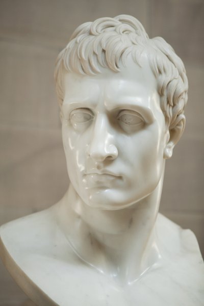 Napoleon Bonaparte (Marmor) von Antonio Canova