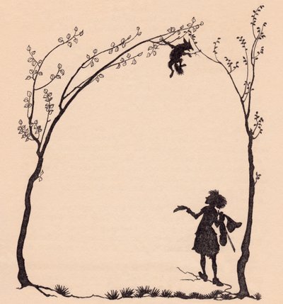 Ein Fuchs, der mit seinen Pfoten an zwei Haselbäume gebunden ist. Illustration von Arthur Rackham aus Grimms Märchen, Der wunderbare Musiker von Arthur Rackham