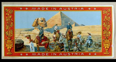 Touristen an den Pyramiden in Ägypten, Etikett von einer Fez-Box, um 1914 von Austrian School