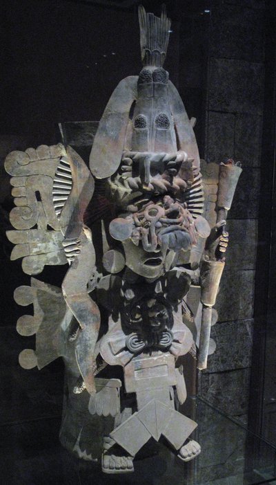 Weihrauchbrenner in Form des Gottes Nappatecuhtli, Tlahuac, Spätpostklassische Periode, ca. 1500 von Aztec
