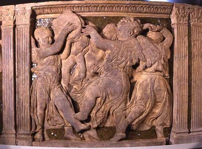 Post-Restaurations-Panel Nr. III vom Außenkanzel der Kathedrale von Prato von B. di Donatello and Michelozzo