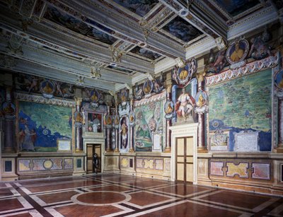 Königlicher oder Herkulessaal mit Fresken, Herkulessaal von Baldassare Croce, mythologische Szenen und historische Ereignisse der Stadt Viterbo, Holzdecke, Rathaus, ehemaliger Palazzo dei Priori, Viterbo, Latium, Italien von Baldassare Croce