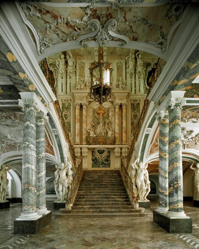 Ansicht der großen Treppe des Schlosses Augustusburg von Balthasar Neumann