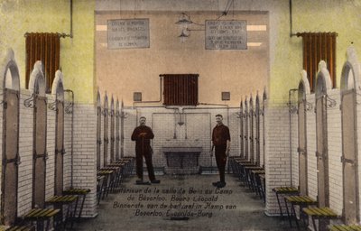 Innenansicht der Bäder im Lager Beverloo von Belgian Photographer