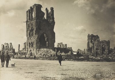 Les Halles von Ypern von Belgian Photographer