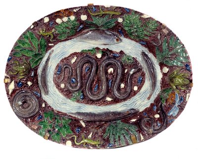 Faienceteller mit Schlangen und Amphibien. Durchmesser 0,52 m. 16. Jahrhundert. Realisiert von Bernard Palissy (1510-1589) Sevres. Nationalmuseum für Keramik von Bernard Palissy