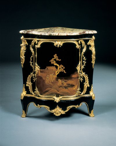Eines von einem Paar Louis XV Encoignures, ca. 1750 von Bernard van Risenburgh II