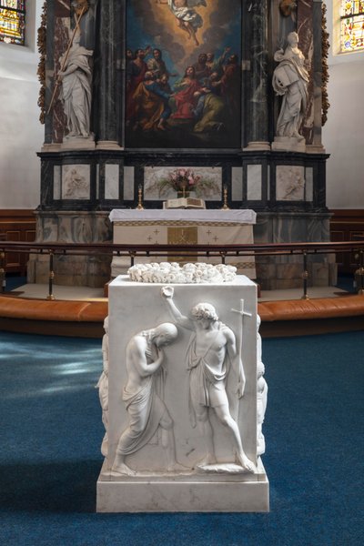 Taufbecken von Bertel Thorvaldsen