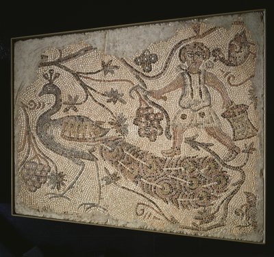 Bodenmosaik-Panel: Traubenernte mit Pfau, 400er Jahre von Byzantine
