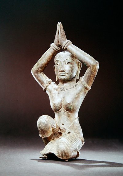 Kniende Frau, zweite Hälfte des 11. Jahrhunderts von Cambodian