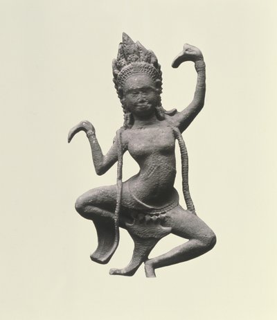 Eine tanzende Apsara, Detail von einem Fries, spätes 12. - frühes 13. Jahrhundert (Detail) von Cambodian Cambodian