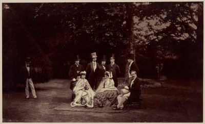 Gruppe Ihrer Königlichen Hoheiten Prinzessin Clementine de Saxe Cobourg Gotha, ihre Söhne und Tochter, der Herzog d
