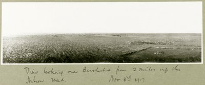 Blick über Beerscheba von zwei Meilen die Hebronstraße hinauf, 3. November 1917 von Capt. Arthur Rhodes