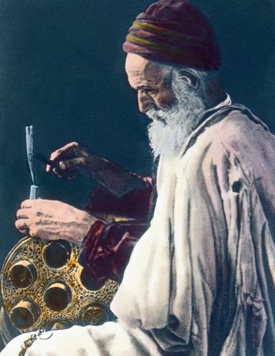 Marokko, jüdischer Kupferschmied, Bilddatum: ca. 1910 von Carl Simon