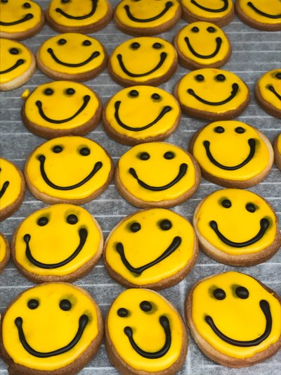 Komposition - Smiley von Cécile Jamet