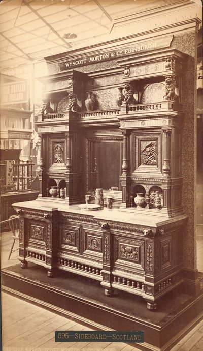 Sideboard, Scott Morton & Co, für "Art and I." von Centennial Photographic Co.