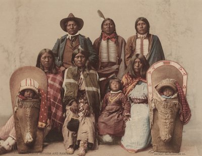 Ute-Häuptling Severo und Familie von Charles A. Nast, Detroit Photographic Company