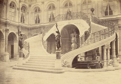 [Treppe im Inneren des Hôtel de Ville] von Charles Marville