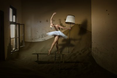 Ballerina Leerer Raum von Christine von Diepenbroek