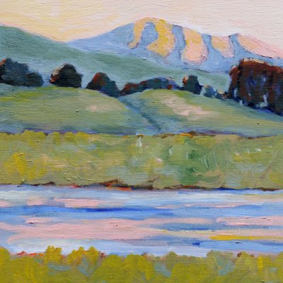 Friedlicher Fluss Berge von Claire Whitehead