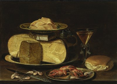 Stillleben mit Käse, Glas à la façon de Venise und Flusskrebs auf einem Zinnteller von Charlotte Evans