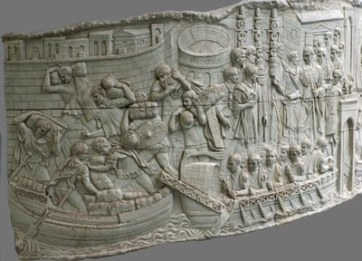 Die römischen Galeeren. Reliefdetail der Trajanssäule, 1.-2. Jahrhundert von Classical Antiquities