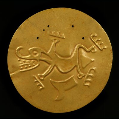 Scheiben-Pektorale mit Krokodil, 300-1550 n. Chr. von Coclé Gran