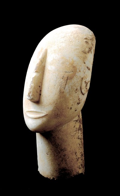Kunst der Kykladen: „Großer Kopf“ Marmorskulptur. 3000 v. Chr. Kykladische Zivilisation (-3200 bis -2000) Athen, Nationales Archäologisches Museum von Cycladic