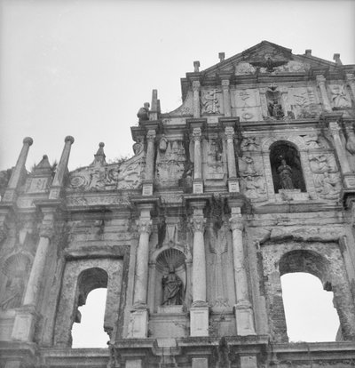 Die Fassade der Ruinen der St. Pauls Kirche in Macao von David Watkin Waters