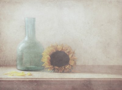 Vintage Sonnenblumen-Stillleben von Delphine Devos