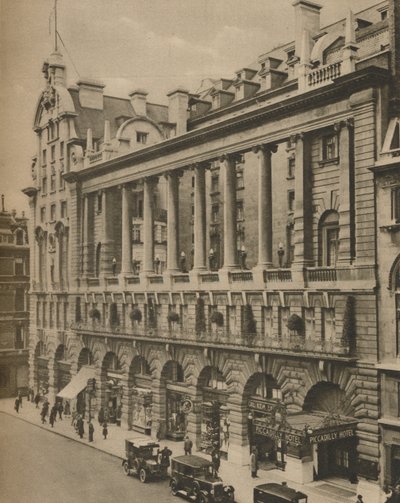 Südfront des Piccadilly Hotels, erbaut 1908, ca. 1935 von Donald McLeish