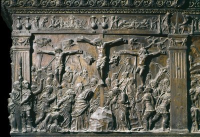 Darstellung des guten Diebes (Dismas) und des bösen Diebes (Gesmas), gekreuzigt mit Jesus Christus. Flachrelief der linken Kanzel, ca. 1460 von Donatello
