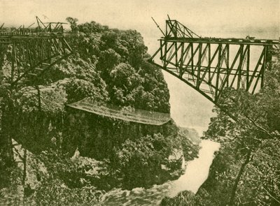 Bau der Zambesi-Eisenbahnbrücke, um 1930 von ENA