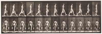 Tafel 29. Gehen, einen Eimer Wasser in jeder Hand tragend, 1872-1885 von Eadweard Muybridge