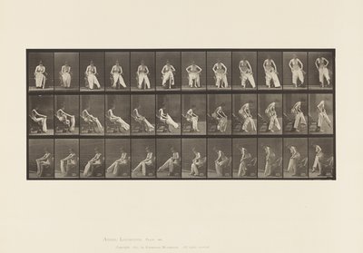 Toilette; vom Stuhl aufstehen und Kleidung anziehen von Eadweard Muybridge