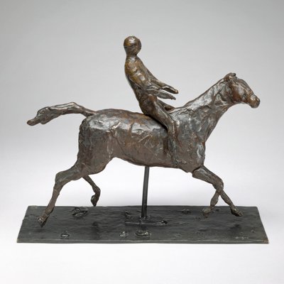 Pferd mit Jockey, Pferd galoppiert, Kopf nach rechts gedreht, Füße berühren nicht den Boden von Edgar Degas