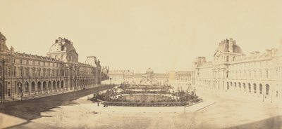 [Blick über den Cour Napoléon in Richtung der Tuilerien, Louvre, Paris] von Édouard Baldus