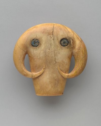 Amulett in Form eines Stierkopfes, ca. 3500-3100 v. Chr. von Egyptian