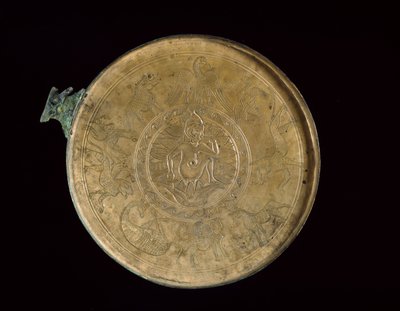 Innenseite eines Spiegels mit eingravierter Figur von Harpokrates, Lotusblumen und mythischen Tieren, 100 v. Chr. - 100 n. Chr. (gegossene Bronze mit eingravierter Dekoration) von Egyptian