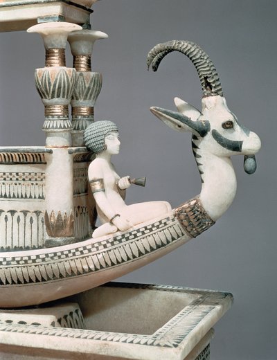 Detail des Bugs eines Bootes mit dem Kopf eines syrischen Steinbocks und einer Figur, die als Prinzessin Mutnedjmet gilt, aus dem Grab von Tutanchamun (ca. 1370-52 v. Chr.) Neues Reich (Alabaster) von Egyptian 18th Dynasty