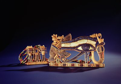 Djed-Pfeiler-Pektorale und Wedjet-Augen-Pektorale, aus dem Grab von Tutanchamun (ca. 1370-1352 v. Chr.) Neues Reich von Egyptian 18th Dynasty