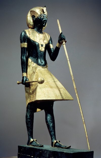 Lebensgroße Statuette des Königs, aus dem Grab von Tutanchamun (ca. 1370-52 v. Chr.) Neues Reich von Egyptian 18th Dynasty
