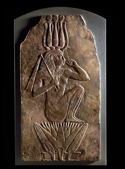 Plakette von Iuput II als Kindgott, der aus der Lotusblume hervorgeht (Faience) von Egyptian 23rd Dynasty