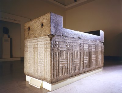 Sarkophag mit separatem Deckel, aus Gizeh, Ägypten, Altes Reich, ca. 2555-2532 v. Chr. von Egyptian 4th Dynasty